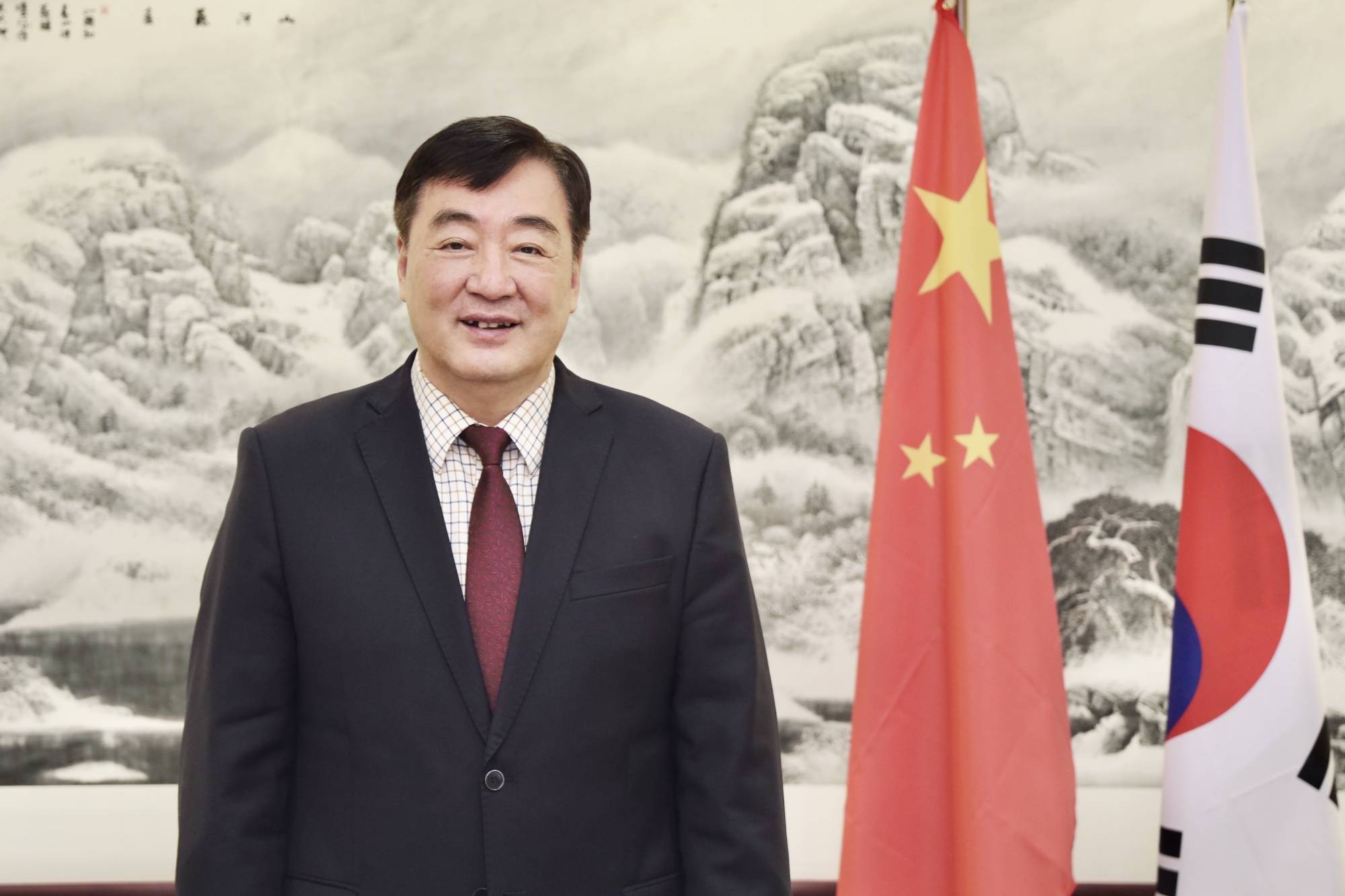 大国外交搬不走的永久近邻分不开的合作伙伴专访中国驻韩国大使邢海明