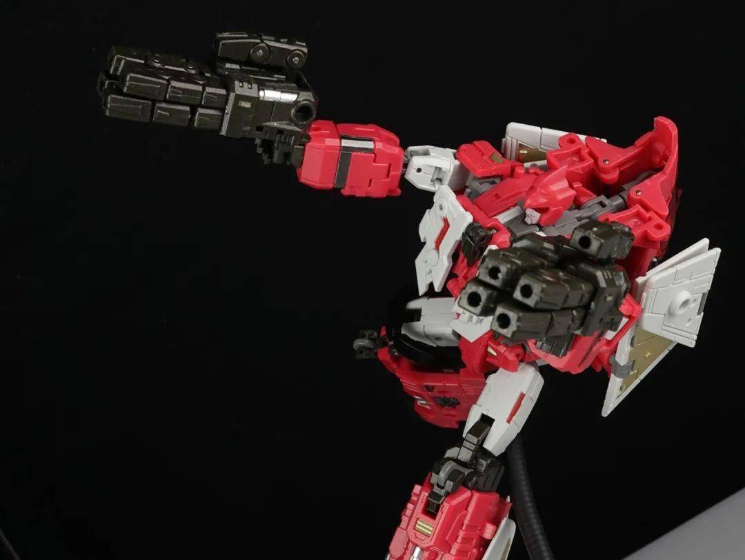 模玩资讯:变形金刚第三方 tfc 哈迪斯 煞星 关节重置版_合体_设计_cm