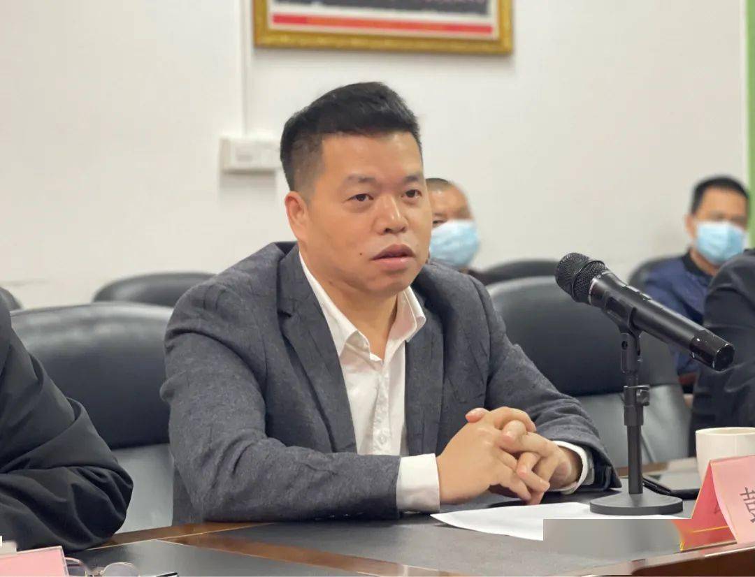 原广东省国际关系调研室驻深办党委书记吴松峰讲话深圳潮创会微笑基金