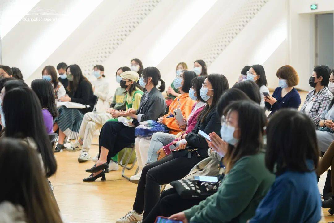 ������Ϸ��˫�Ϸ�硶���������տ��ݣ����ں������ ...