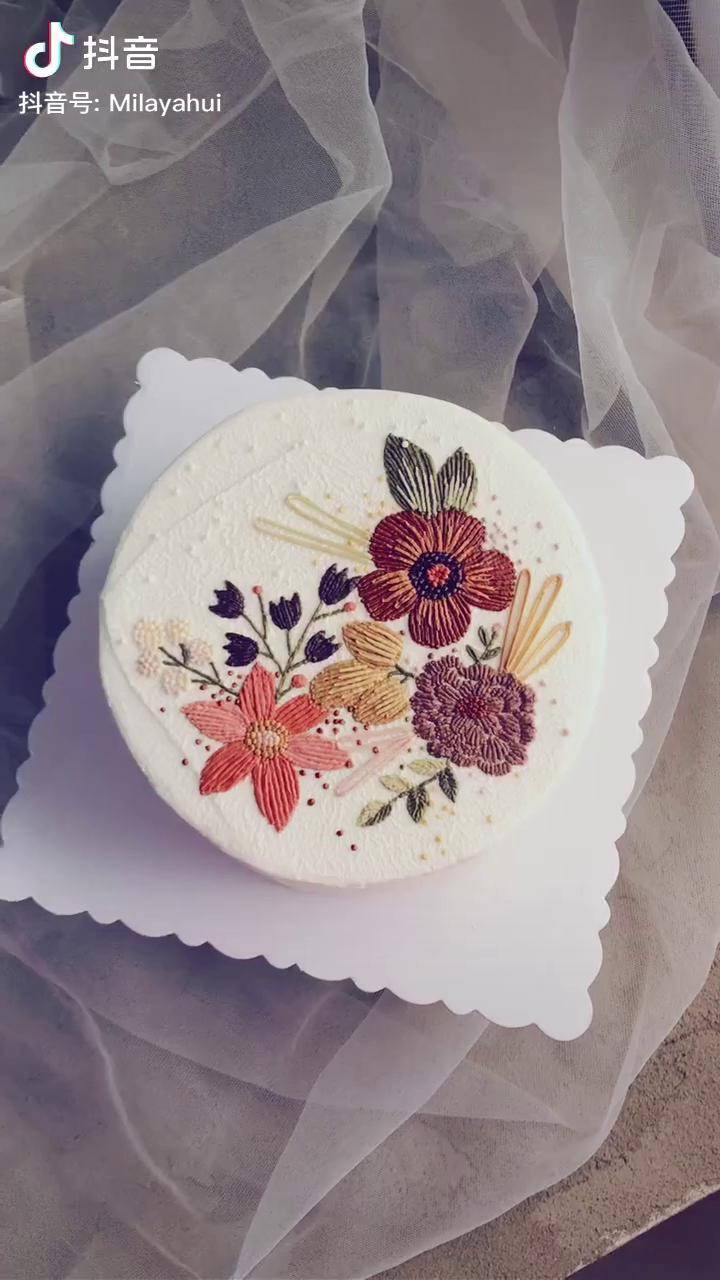 复古油画风刺绣蛋糕今日课堂出品喜欢嘛沈阳蛋糕刺绣蛋糕