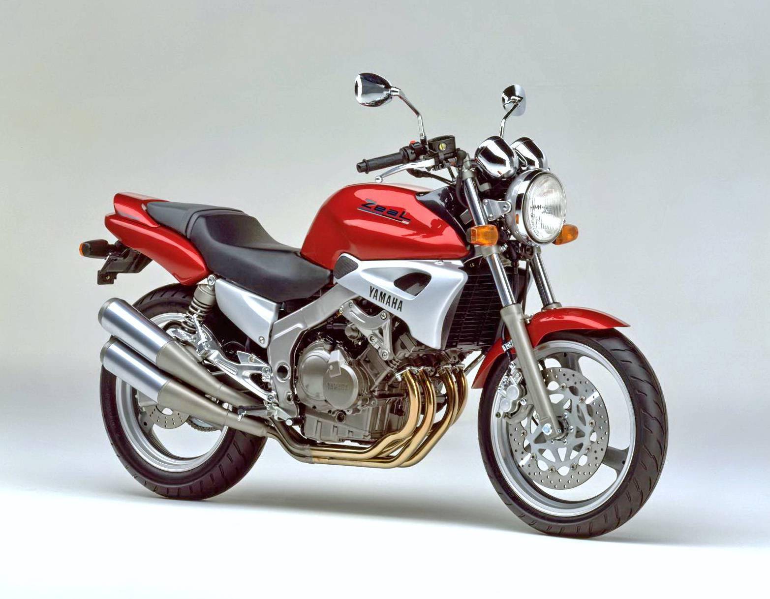 车型历史图库:yamaha 直列四气缸街车 fzx250 zeal