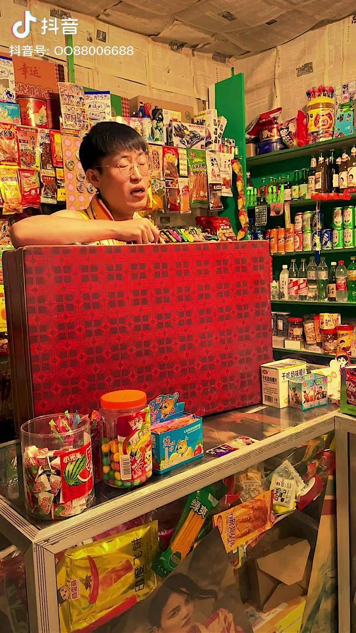 还记得童年学校门口的小卖部吗童年小卖部怀旧8090童年零食