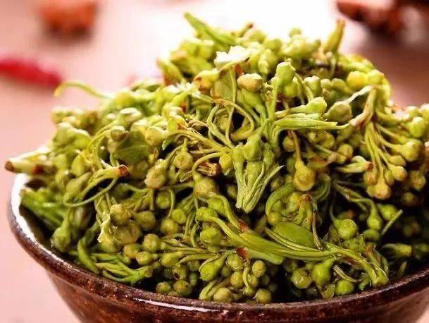 云南人舌尖上的美味 野菜篇 治疗 维生素 香椿