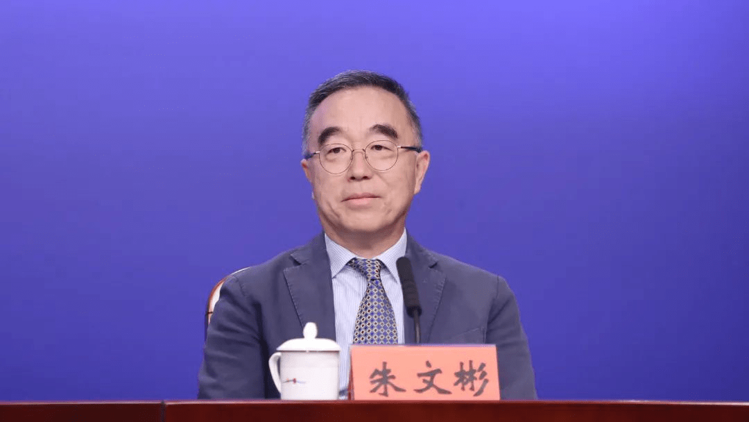 深圳证监局一级巡视员朱文彬在4月7日的新闻发布会上表示,这几年来