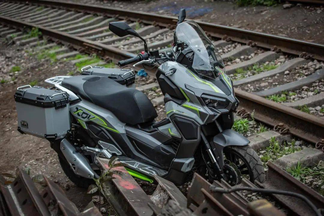 龙嘉xvd250si动态测评都市越野小精灵