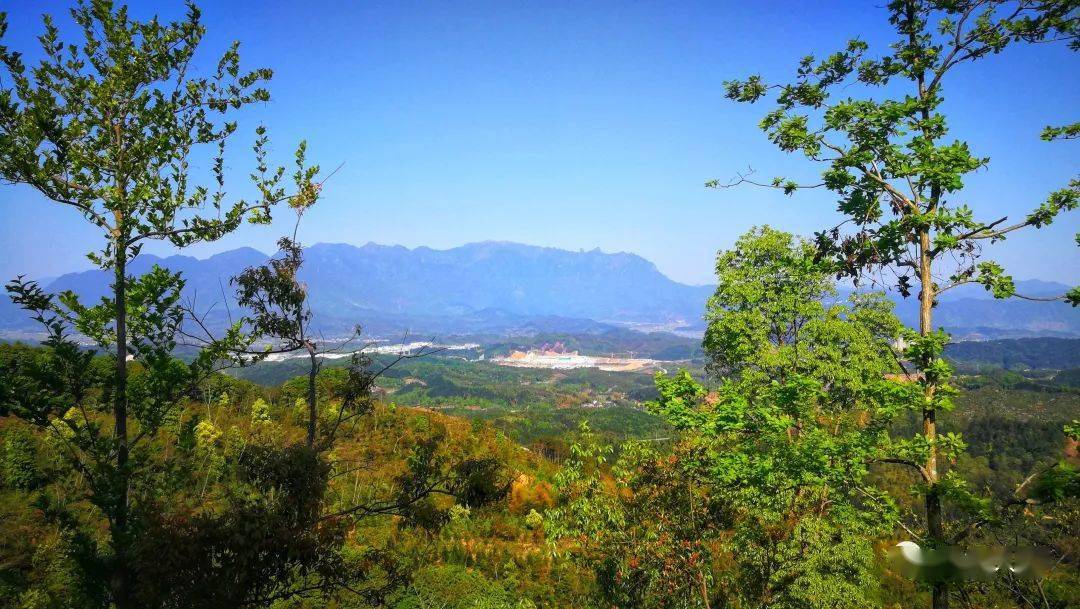 记录光泽重游天明山