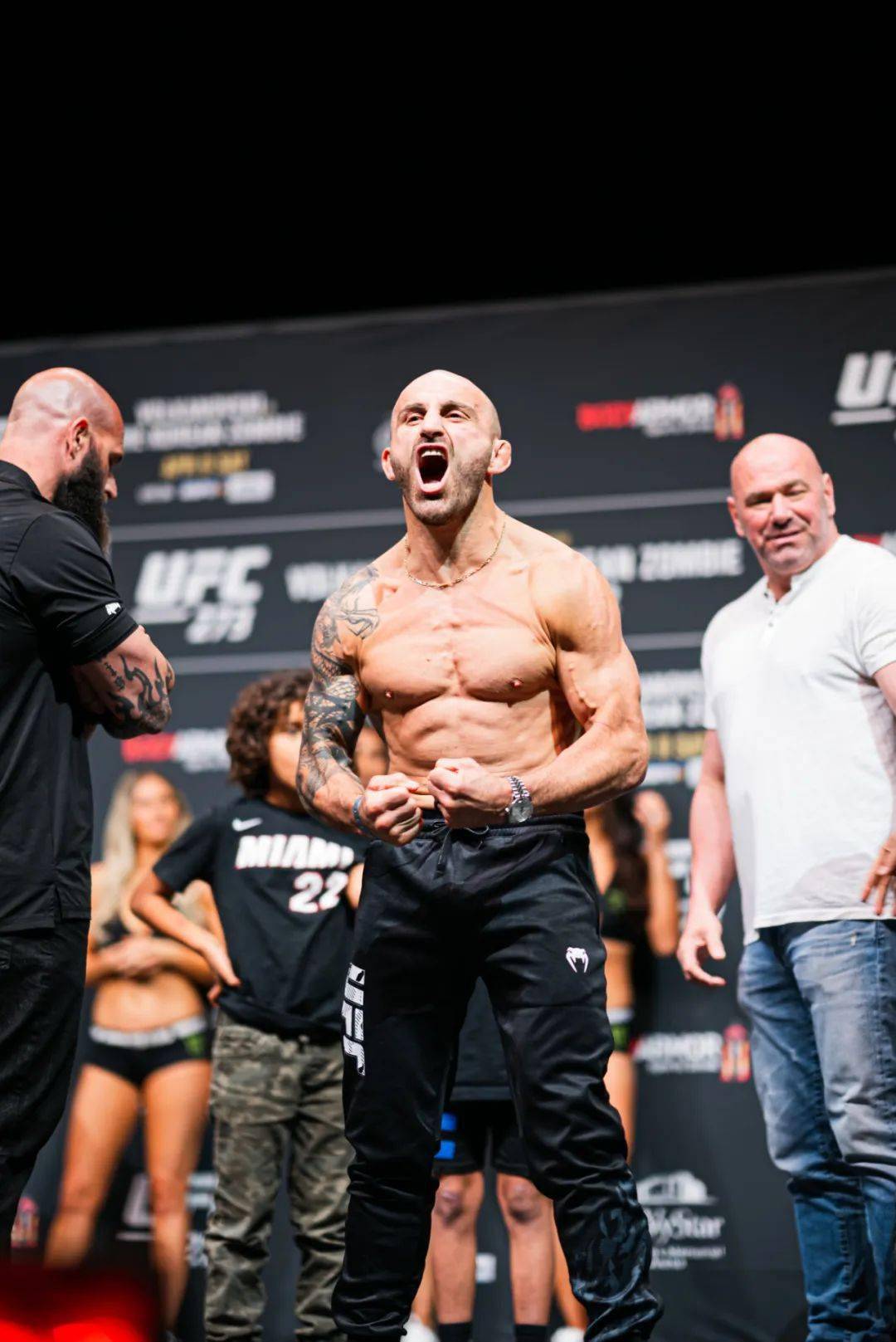 饿狼传说｜UFC273前瞻
