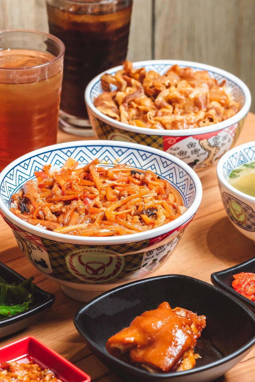 吉野家丨18店通用双人餐仅399元招牌牛肉饭鱼香肉丝饭味增汤速抢