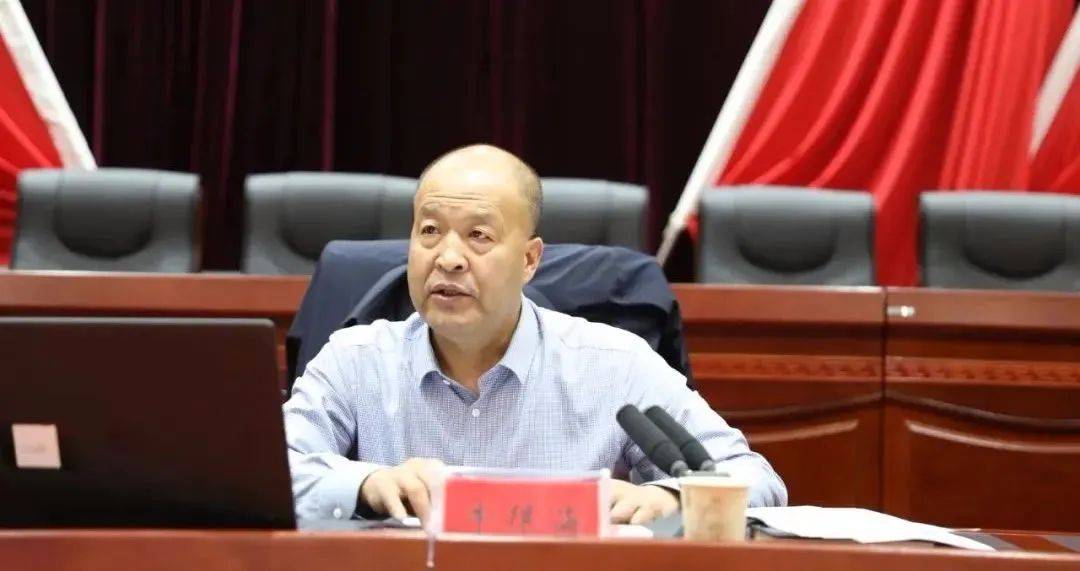 "全国优秀县委书记"牛得海,拟任新职_工作_达日_威远镇