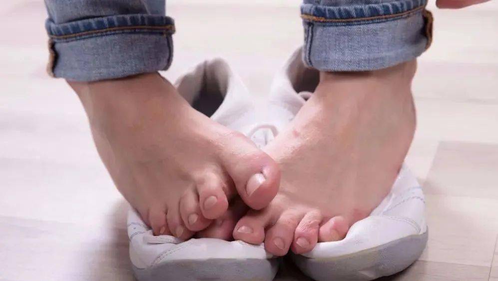 夏季的脚到底能有多臭