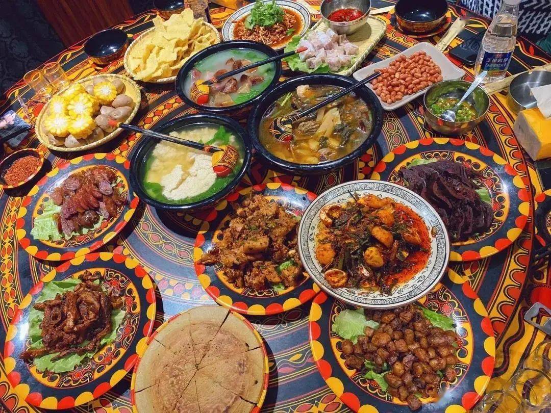 彝族六大美食图片