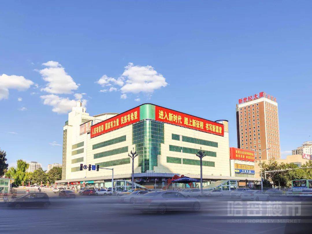 哈密最"繁荣"的一条路,竟然是ta?_广场_城市_休闲