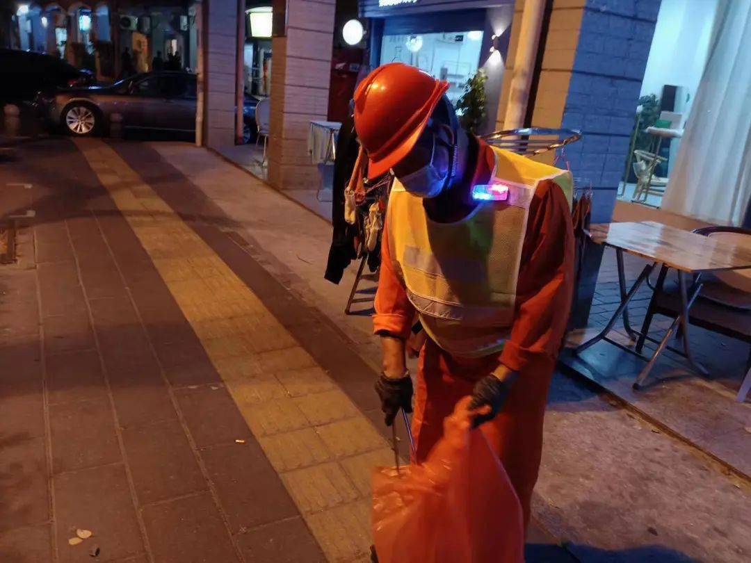 洗,剪,清,养,为您解密厦门公路人的夜间工作