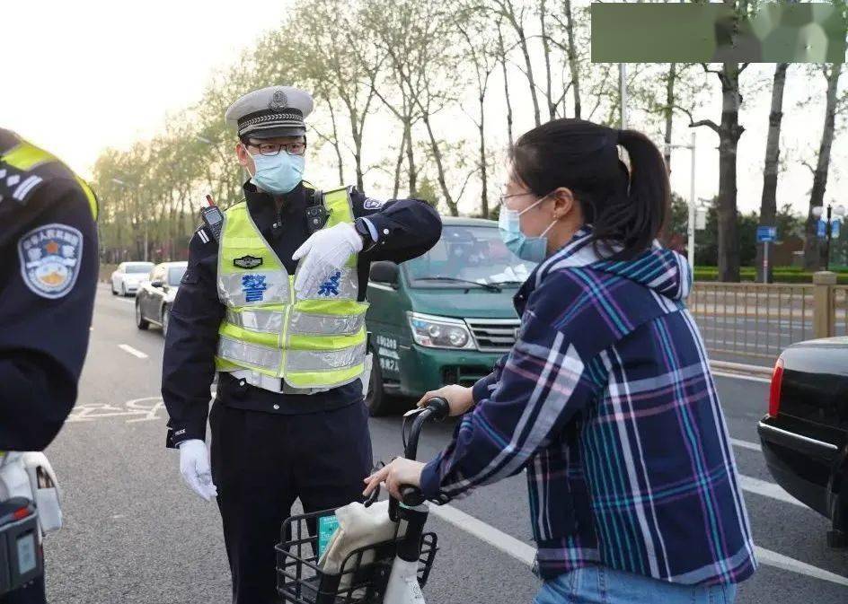 北京交通协管员服装图片