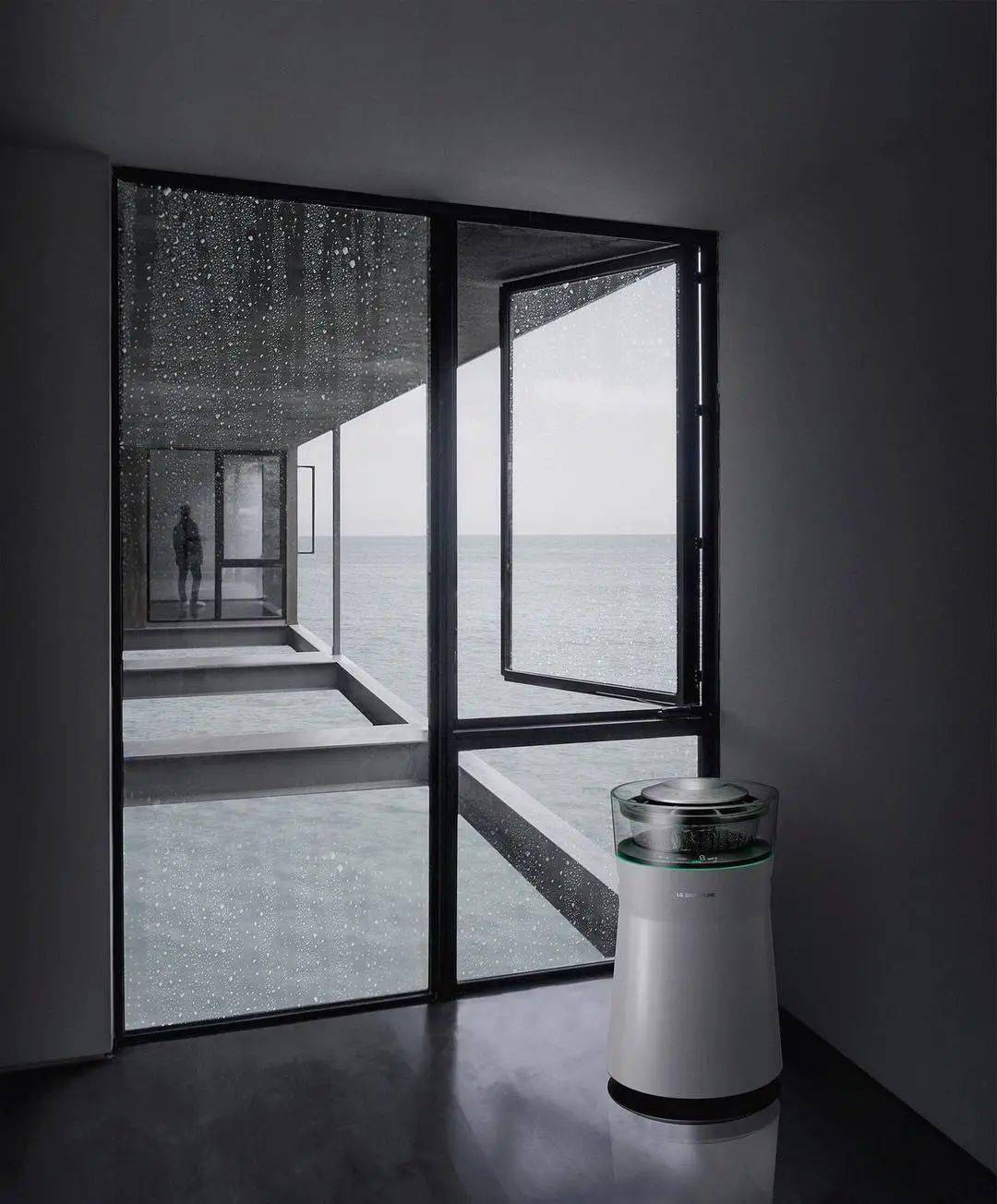 他拍的照片从来不露脸却有着满屏的高级感