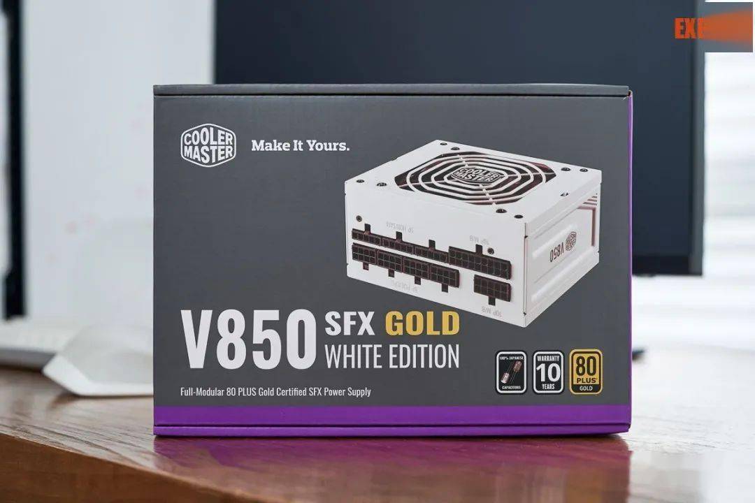 手掌上的白色精灵，酷冷至尊V850 SFX GOLD白色版电源图赏_手机搜狐网