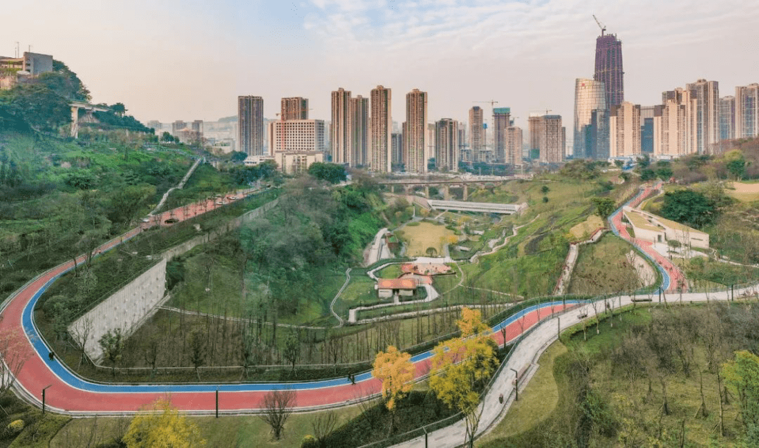 荒坡變公園 紅巖公園一二期建成對外開放_渝中區_健身_步道