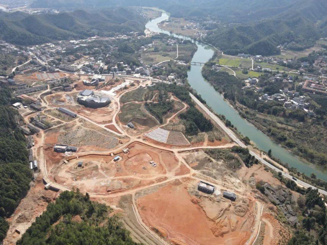 江西大余西华山矿山公园