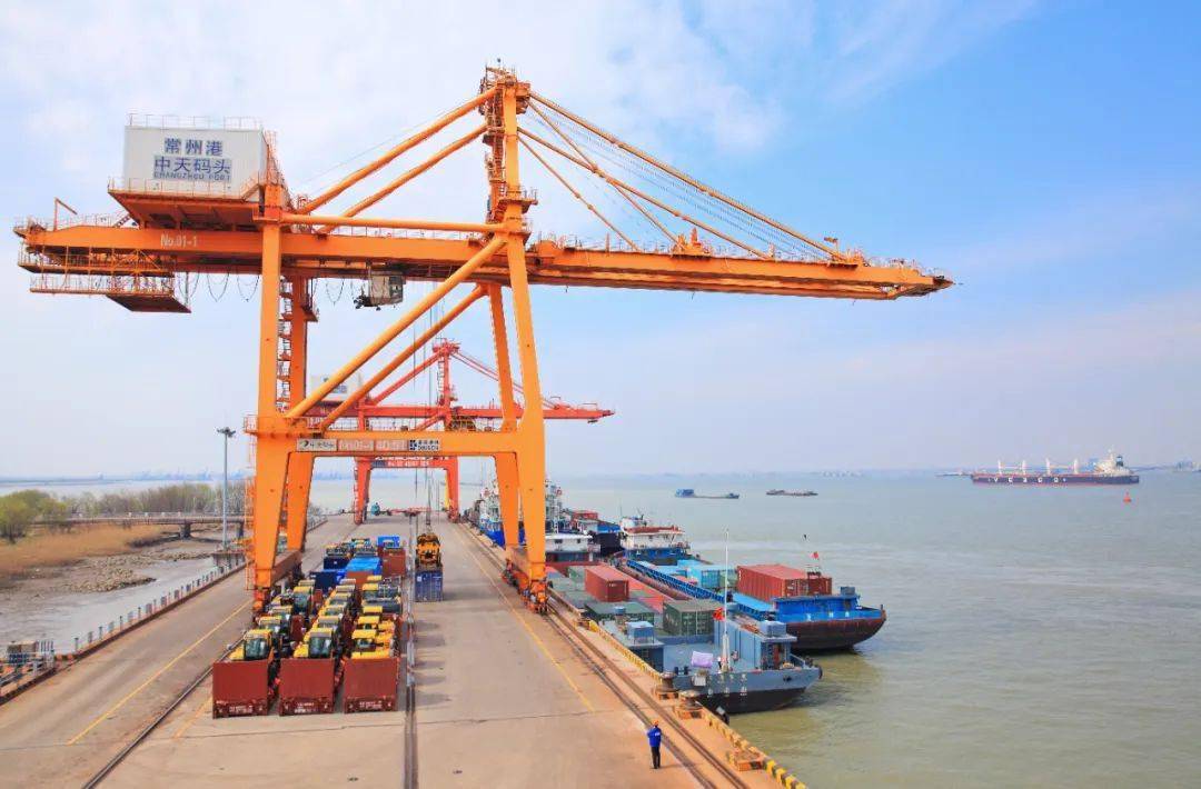 中天长江码头"陆改水"畅通"绿色通道"_常州港_企业_货物