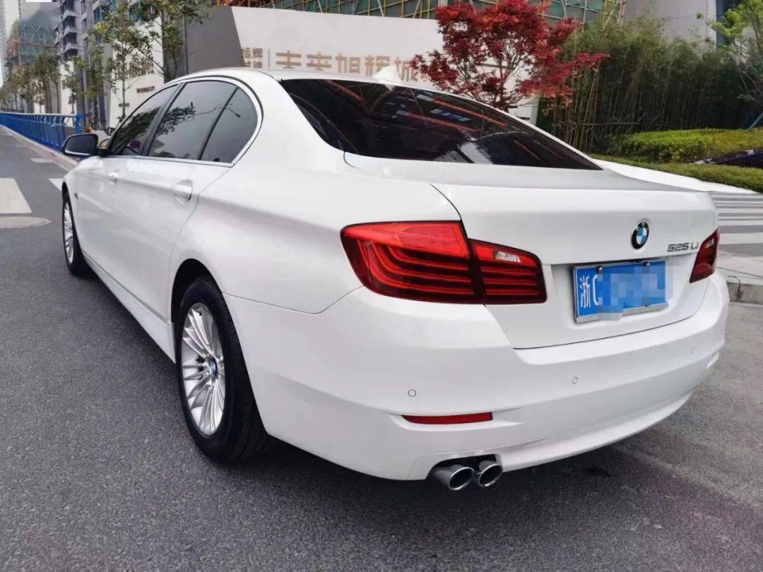2016年宝马525li车况精品