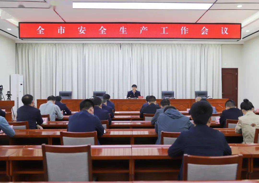 会议传达了运城市委常委,河津市委书记李晓武,市委副书记,代市长王云