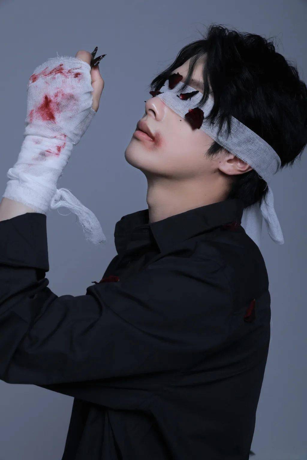 每刻美丨别有味道的伤痕妆