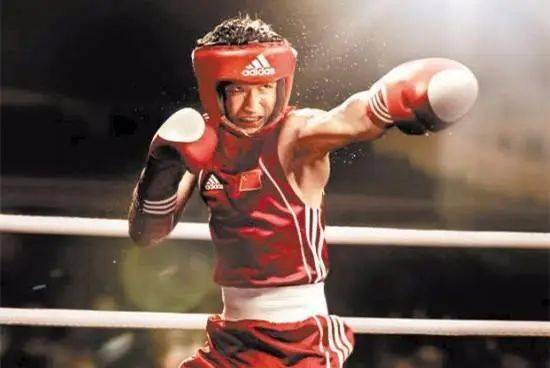 如何练就出色的爆发力重拳坚持这个训练身材强壮又成重炮手