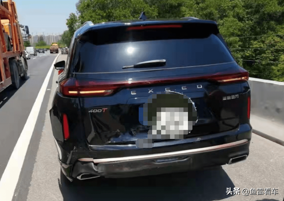 奇瑞星途揽月400t高速被本田crv追尾,网友:屁股拍拍灰继续开_搜狐汽车