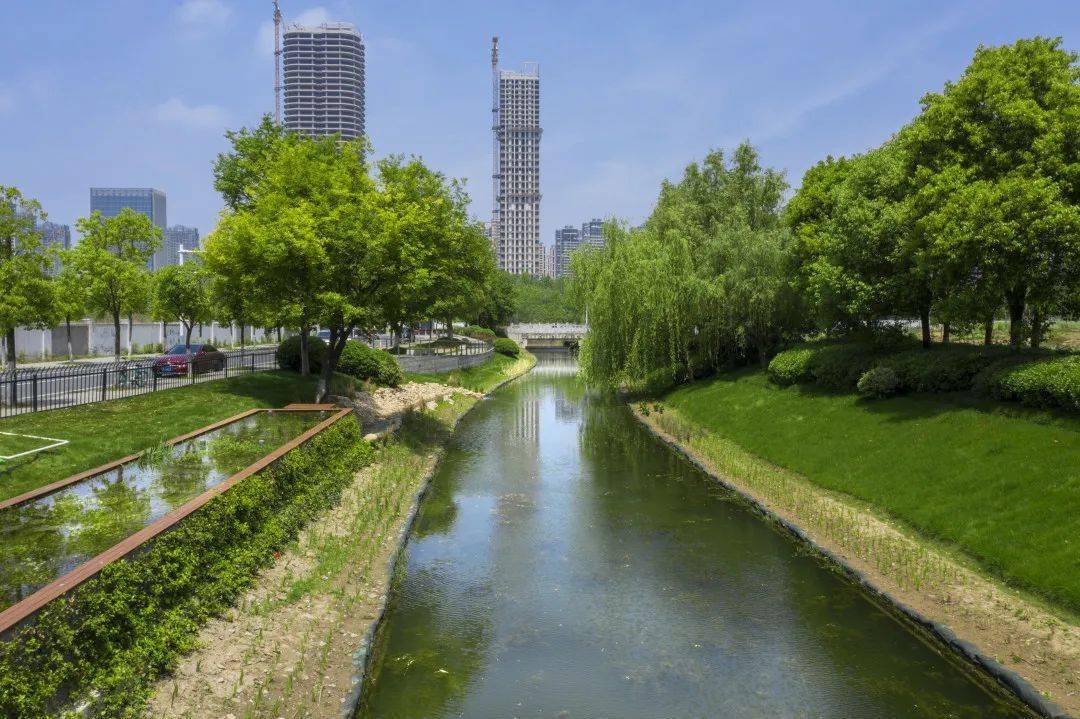 建邺区创新治理让断头河活起来