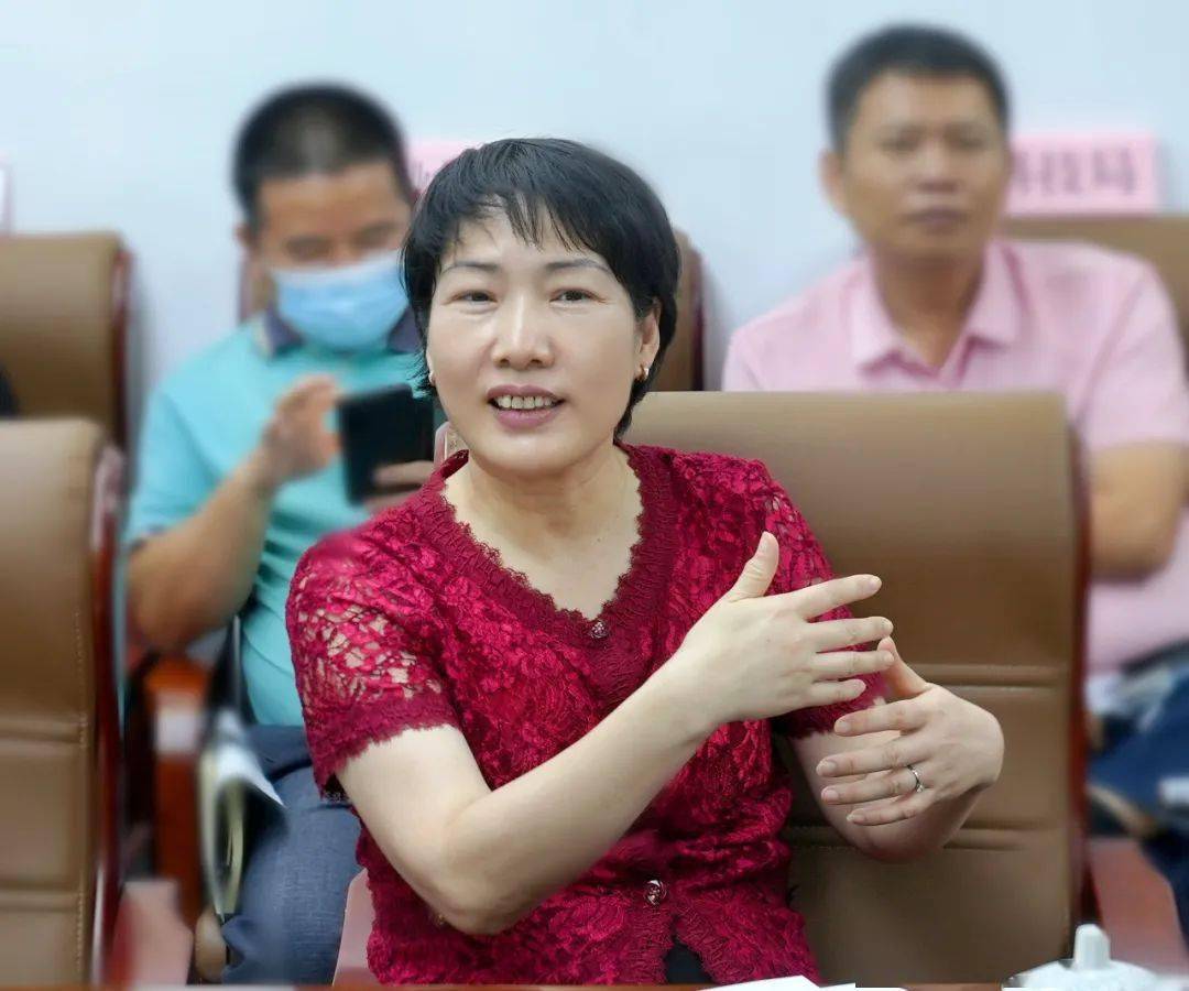 凌云会见海南省沉香协会,三发(海南)投资集团客人_屯昌_发展_交流