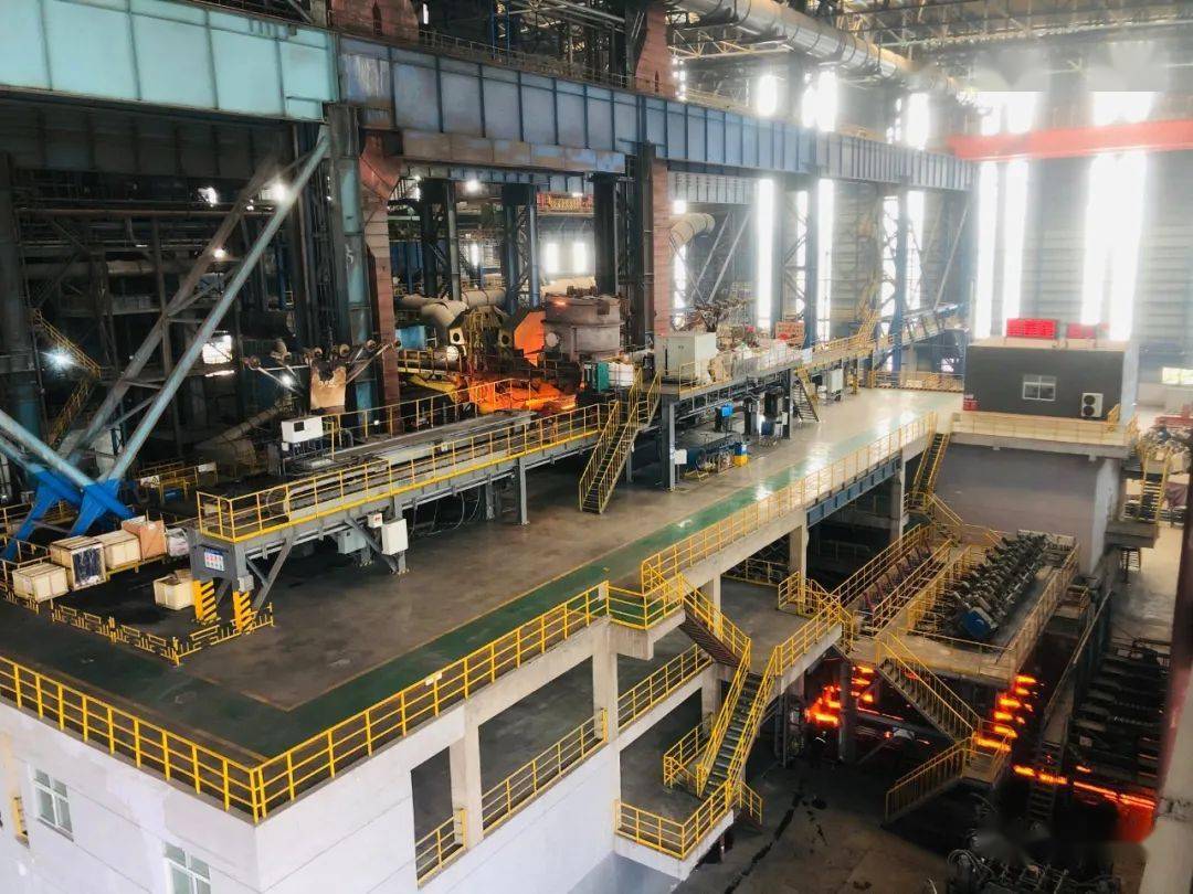 炼钢厂下发《3#转炉承包石灰管理规定》;职能科室和使用车间每天对