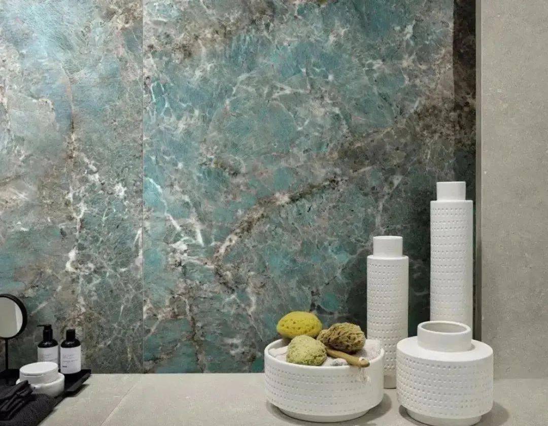 天然奢石亚马逊绿让人无法抗拒的那一抹绿