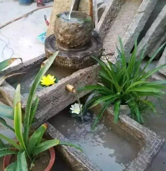 你家里还有石猪槽吗别扔如今却身价倍增