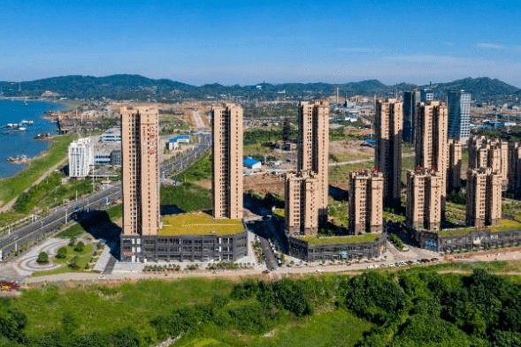 守护好一江碧水株洲市石峰区三网三精防护让大江小河更美