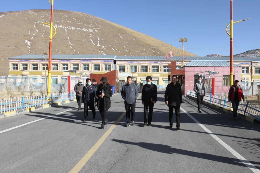 工作动态近日,州人大常委会党组书记,主任才让太一行深入天峻县阳康乡