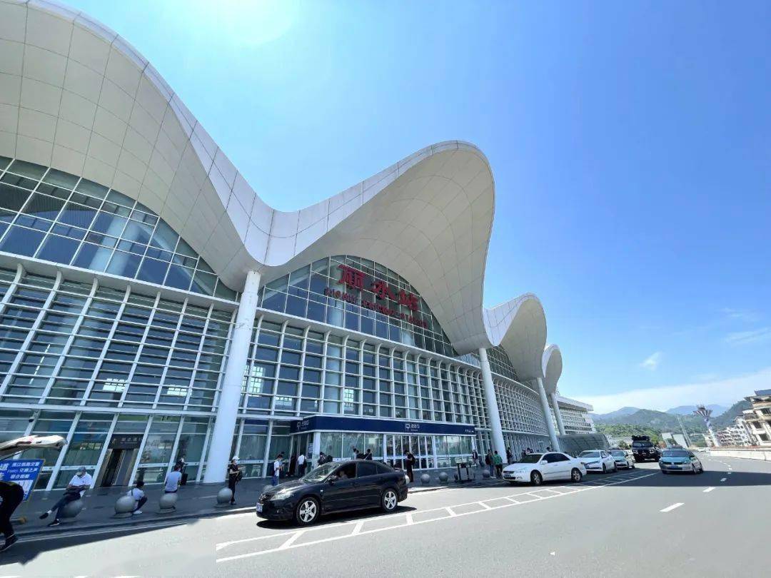 丽水高铁站获悉,为配合做好疫情防控工作,丽水往温州,苍南,乐清,瑞安