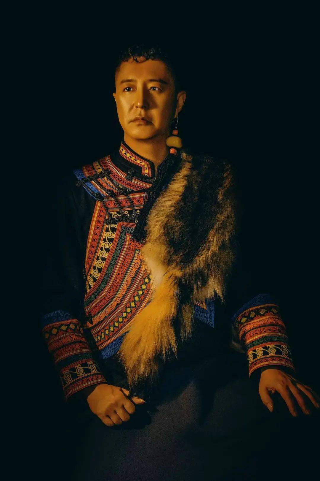 凉山最火的彝族歌手图片