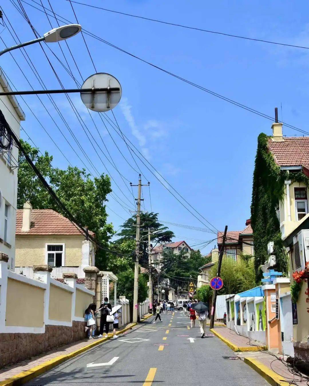 乘着地铁逛老城漫步黄县路02静享慢时光02在这里邂逅文艺青岛