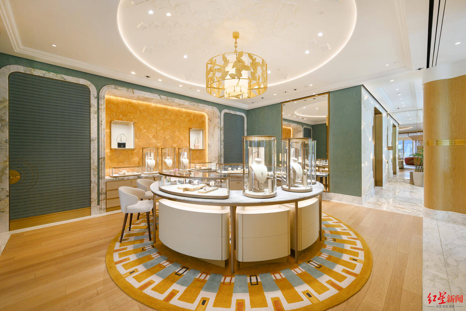 风格之旅云上彩虹卡地亚成都远洋太古里精品店重装启幕