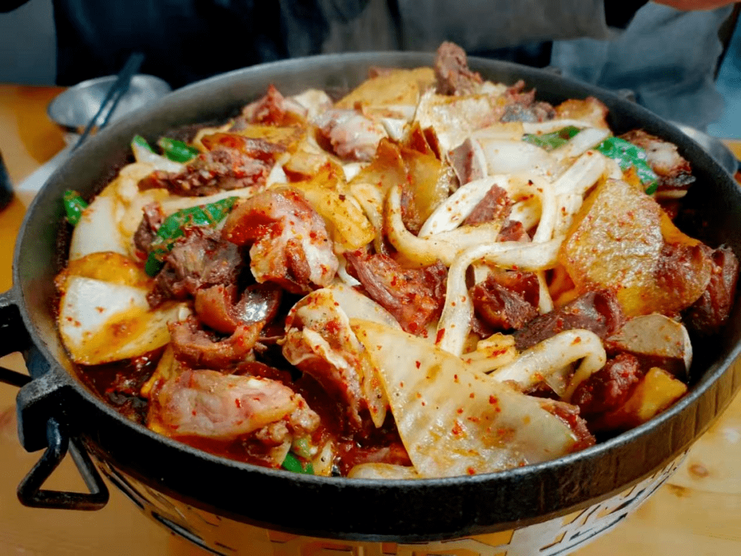 一文教会你家庭储备指南_封控_食物_鱼肉