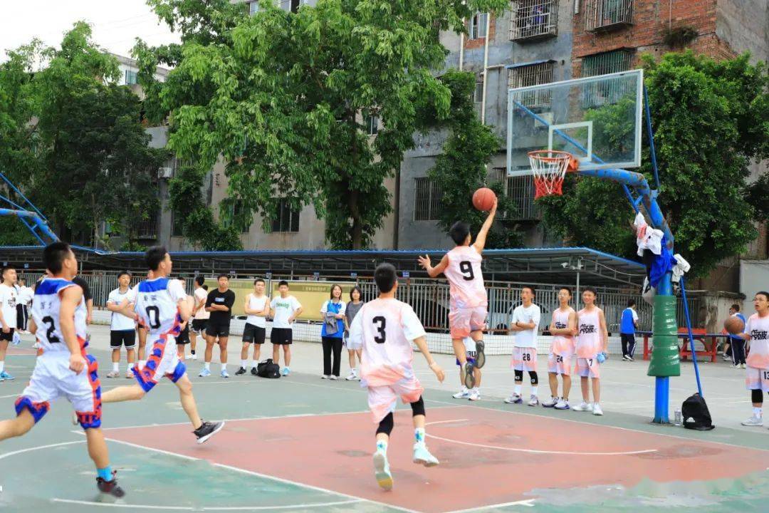 古蔺中学篮球赛视频（古蔺中学和蔺阳中学比力
）《古蔺实验学校2019篮球比赛》