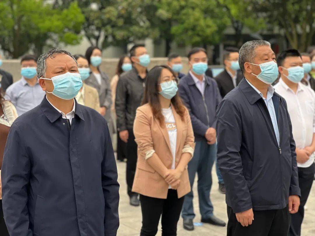 政务平坝区举行公职人员文明行为我践行活动启动仪式