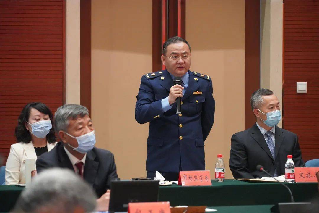 栖霞区第十九届人大常委会举行第二次会议