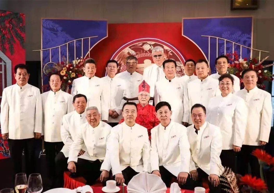 鲁采(企业供图,央广网发)结语在王义均大师的90寿宴上,作为徒弟代表的