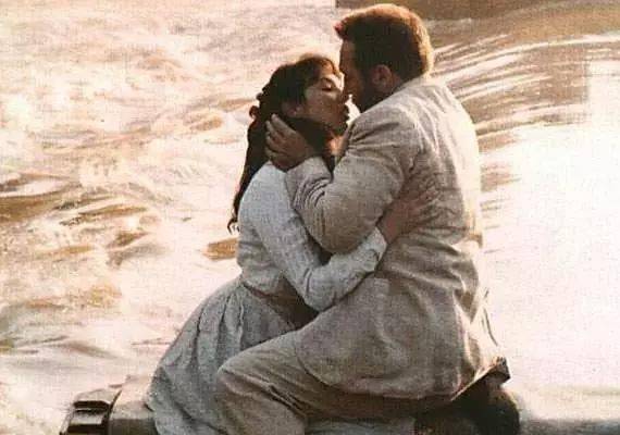 �����޽����ص�Ů�ˣ�����������