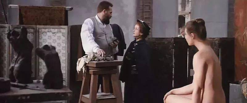 �����޽����ص�Ů�ˣ�����������