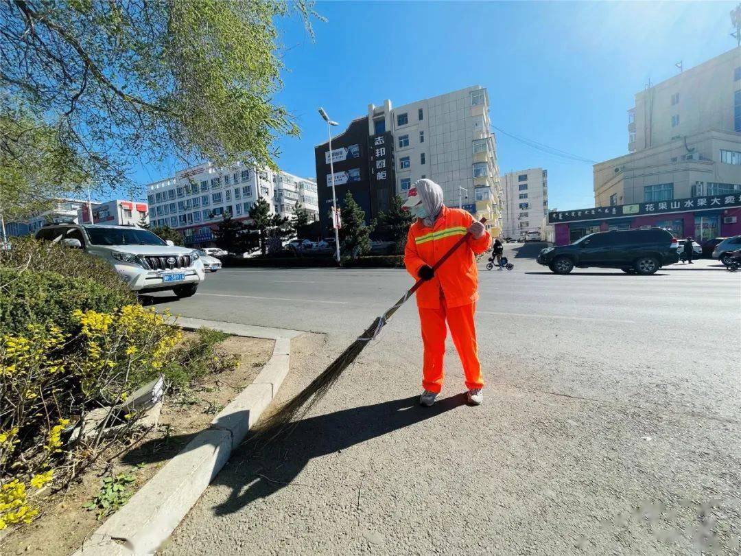 我们的新时代五一劳动节他们坚守岗位展现最美风采