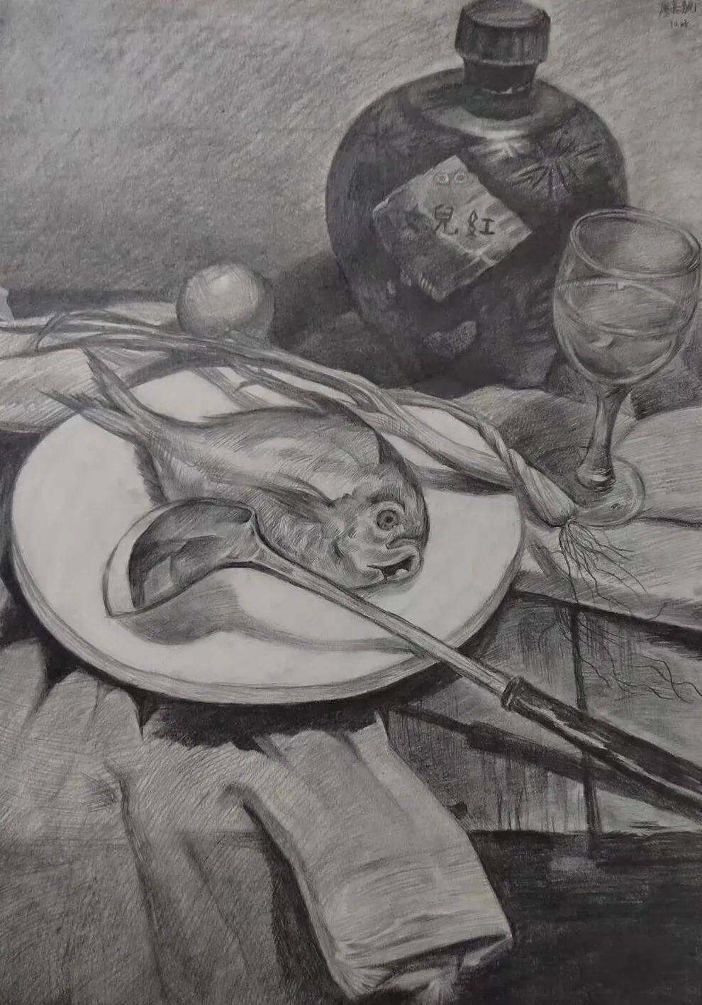 素描静物学生作品展示《鱼》水粉画156x108厘米《鱼的构想之一》水彩