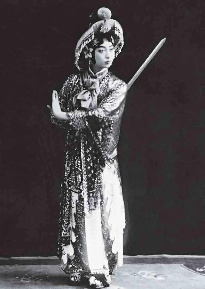 何威逊梅派名剧廉锦枫